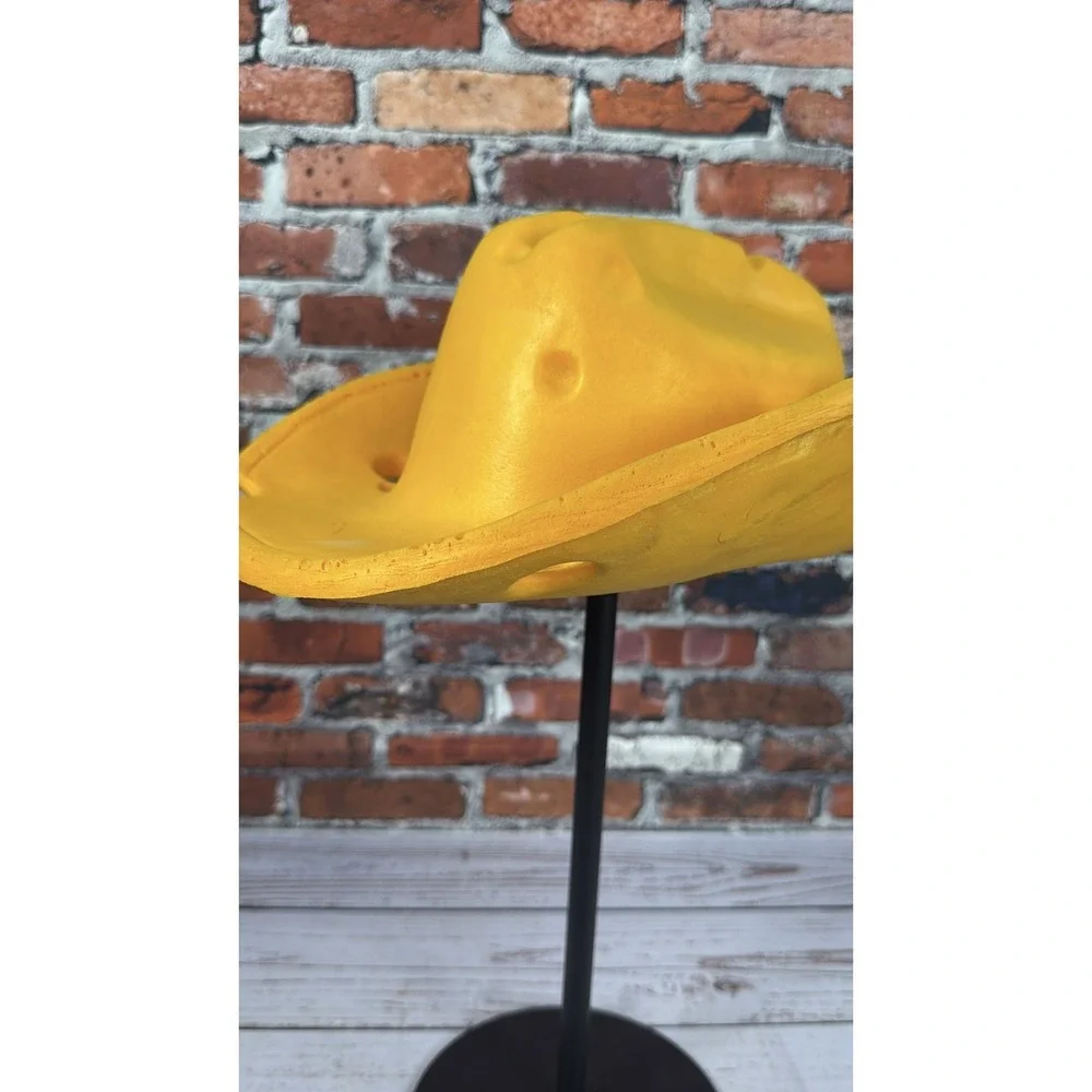 Vintage CHEESEHEAD Cowboy Hat Foam Green Bay Packers Fan Souvenir Collectible